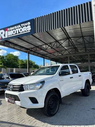 TOYOTA HILUX 2.8 NARROW 4X4 CD 16V DIESEL 4P MANUAL TOYOTA HILUX 2.8 NARROW 4X4 CD 16V DIESEL 4P MANUAL
